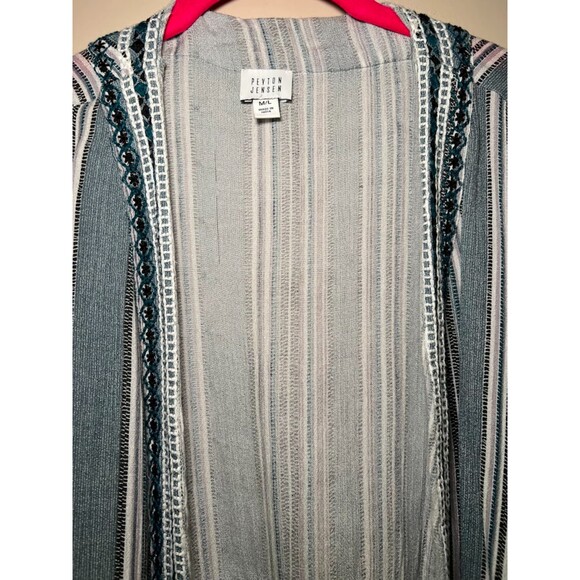 Peyton Jensen Kimono M/L - Picture 4 of 5